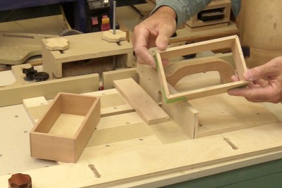 D�monstration d'assemblages � mi-bois