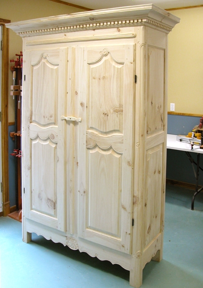 Armoire avant la finition