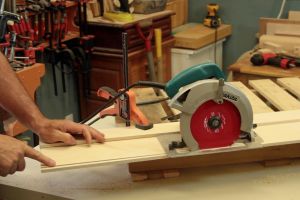 Fabrication d'un guide pour scie ronde
