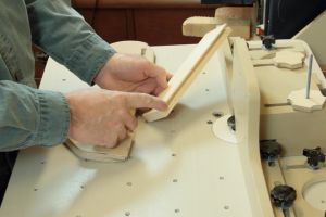 Rainures pour ajuster les mortaises