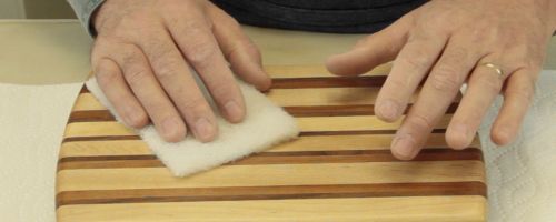 Couche d'huile de plan de travail