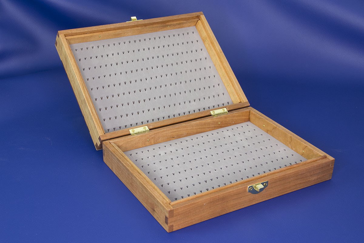 Moyen coffret à mouches - ouvert