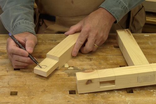 Assemblages rustiques � tenons et mortaises