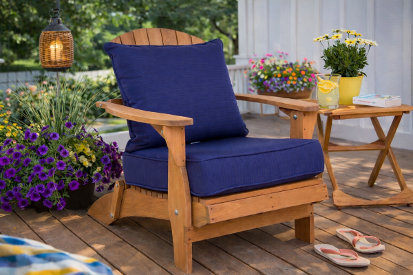 Fauteuil de style Adirondack avec coussins moelleux