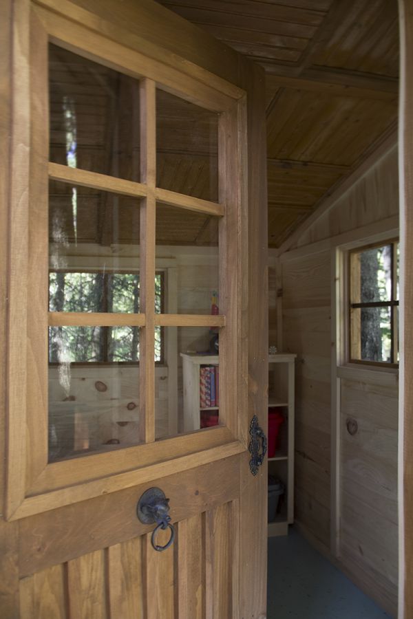 Entr�e de la cabane