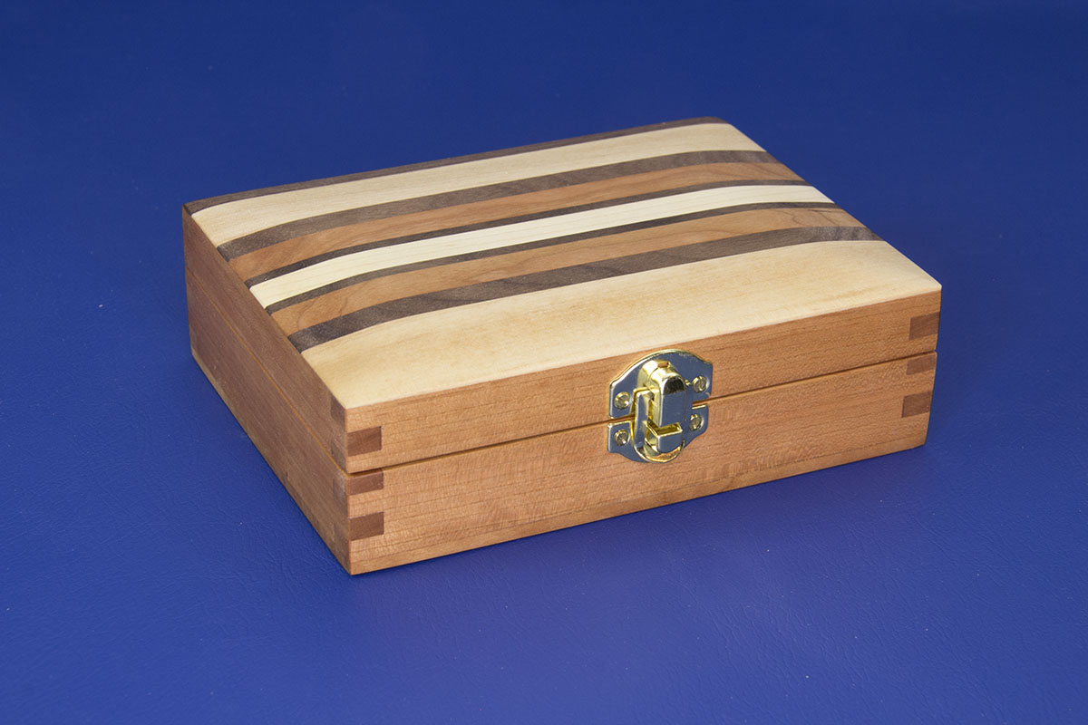 Petit coffret à mouches