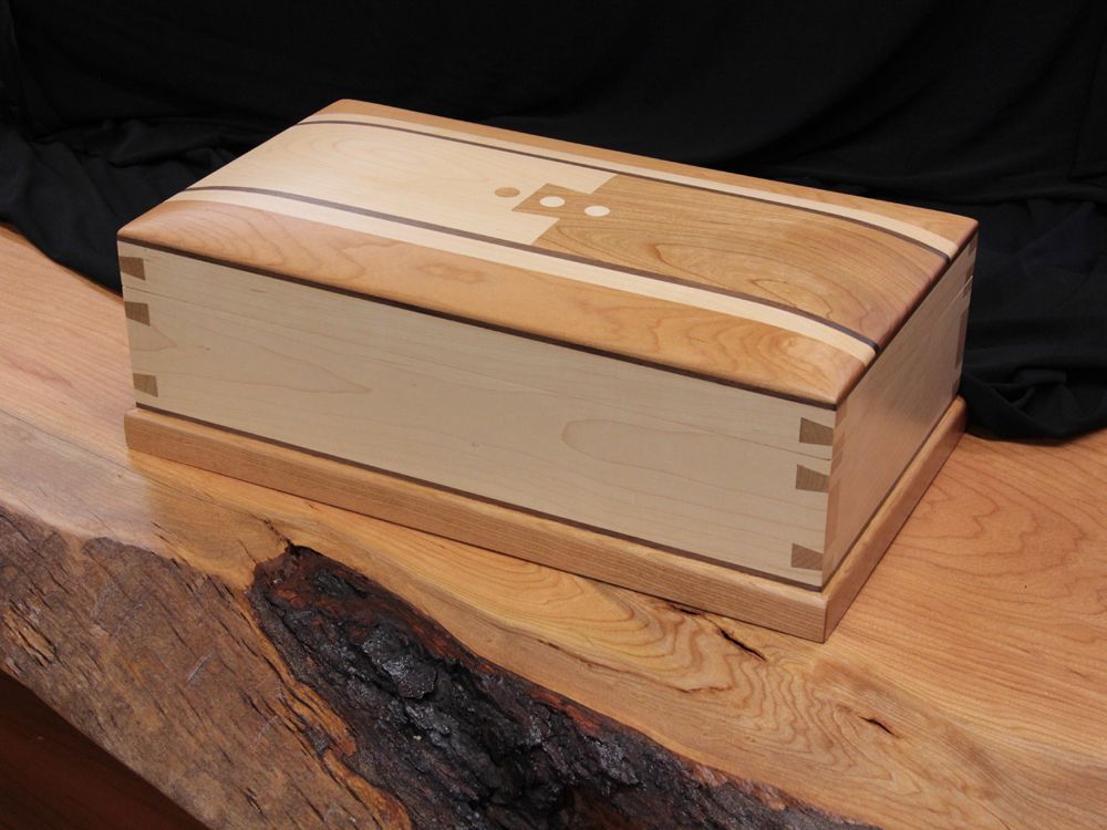 Coffret de mariage � queues d'aronde