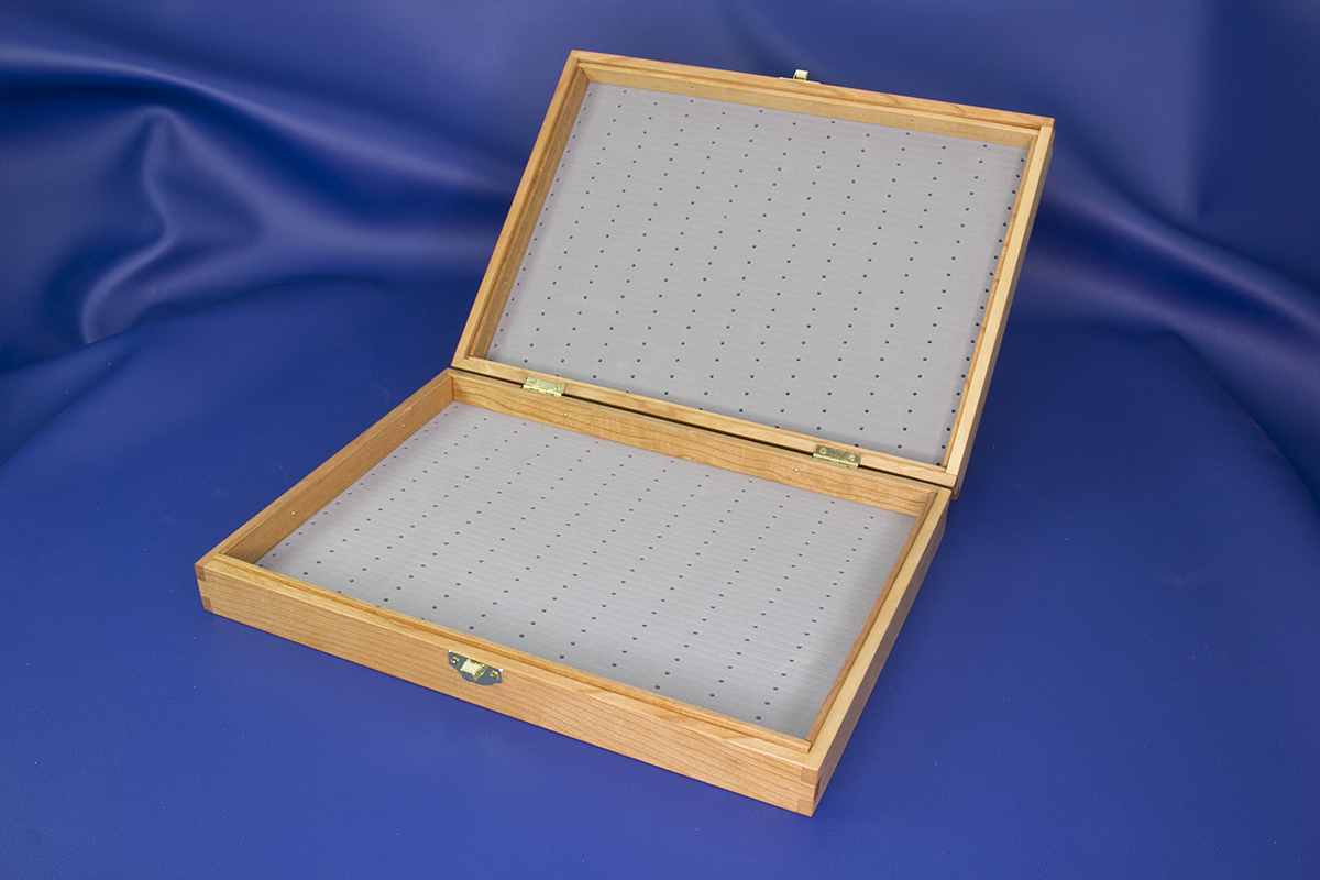 Grand coffret à mouches - ouvert