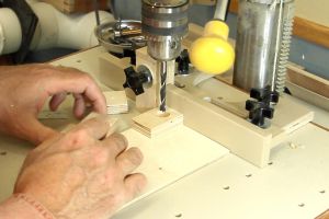 Guide pour perceuse � colonne