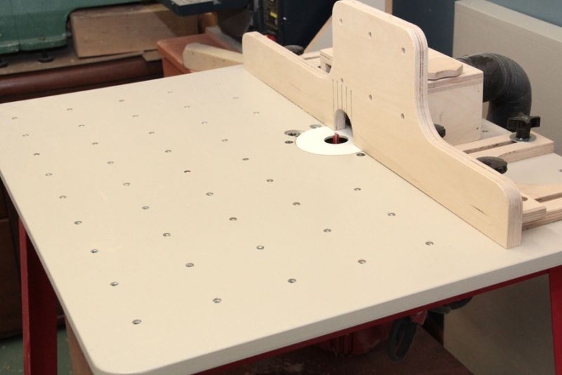 Plateau pour table à toupie