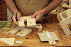 Finition du machinage et assemblage de la base