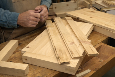 Assemblage de panneaux massifs